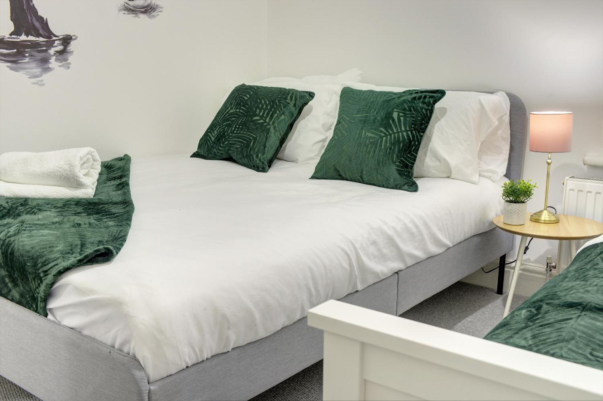 Stunning And Lovely 3 Bed House - Catch 22 Coventry Esterno foto