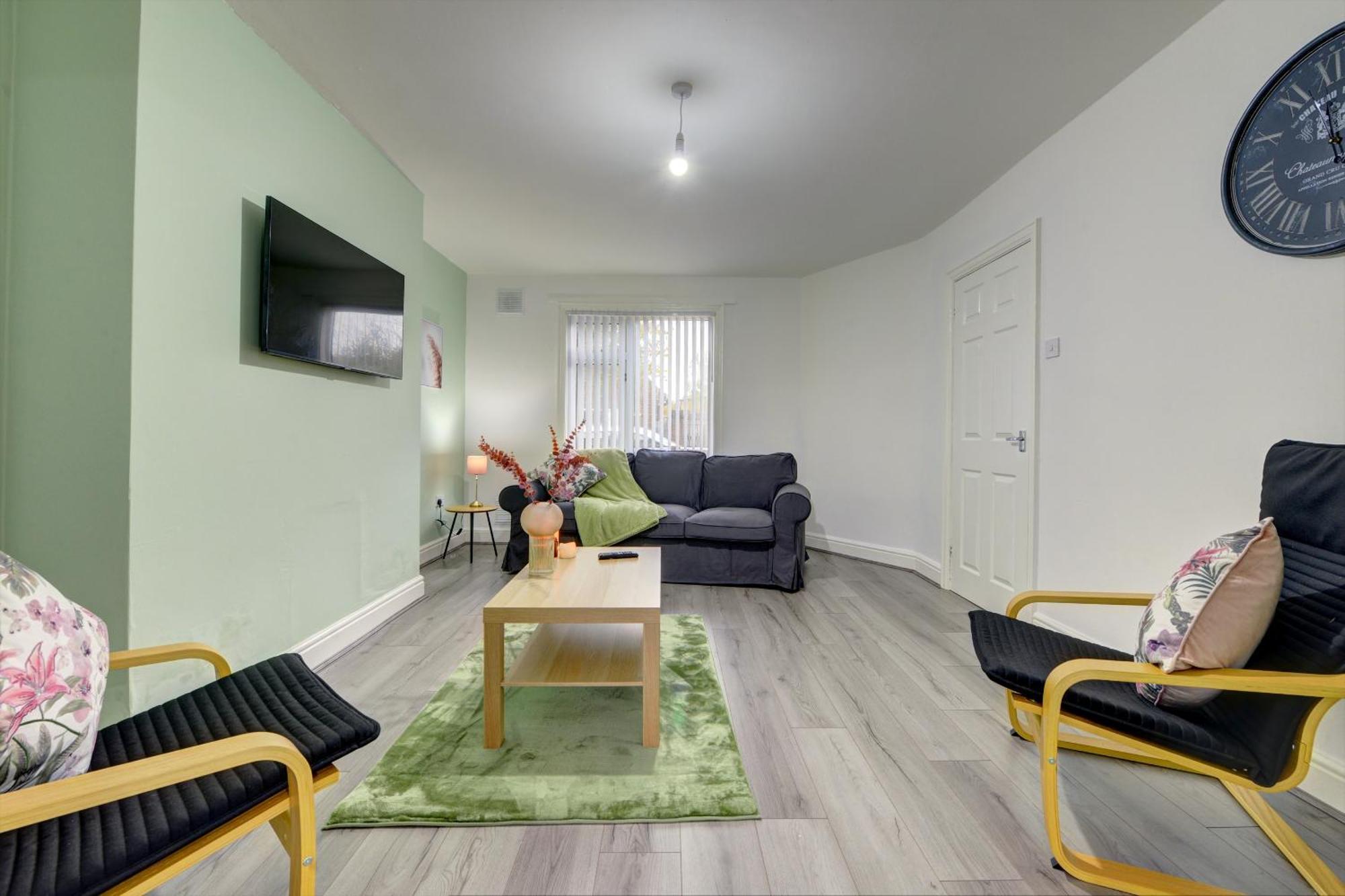 Stunning And Lovely 3 Bed House - Catch 22 Coventry Esterno foto
