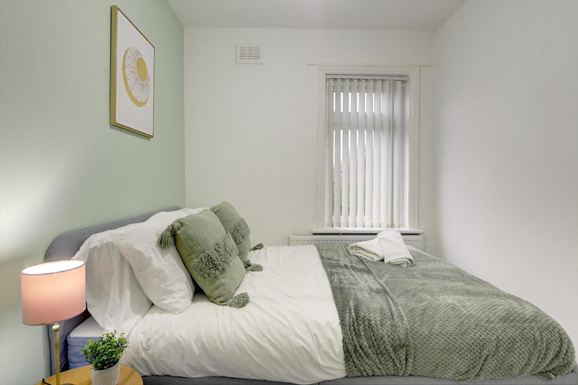 Stunning And Lovely 3 Bed House - Catch 22 Coventry Esterno foto