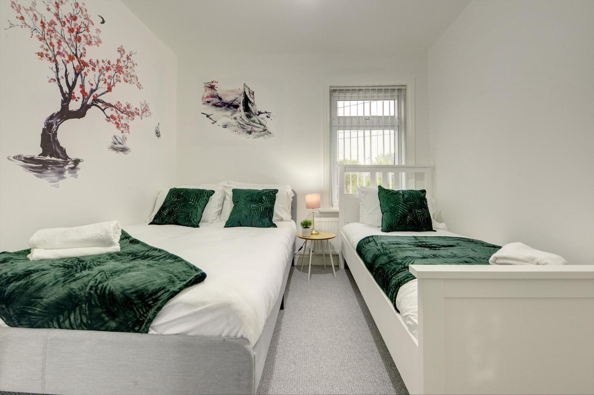 Stunning And Lovely 3 Bed House - Catch 22 Coventry Esterno foto