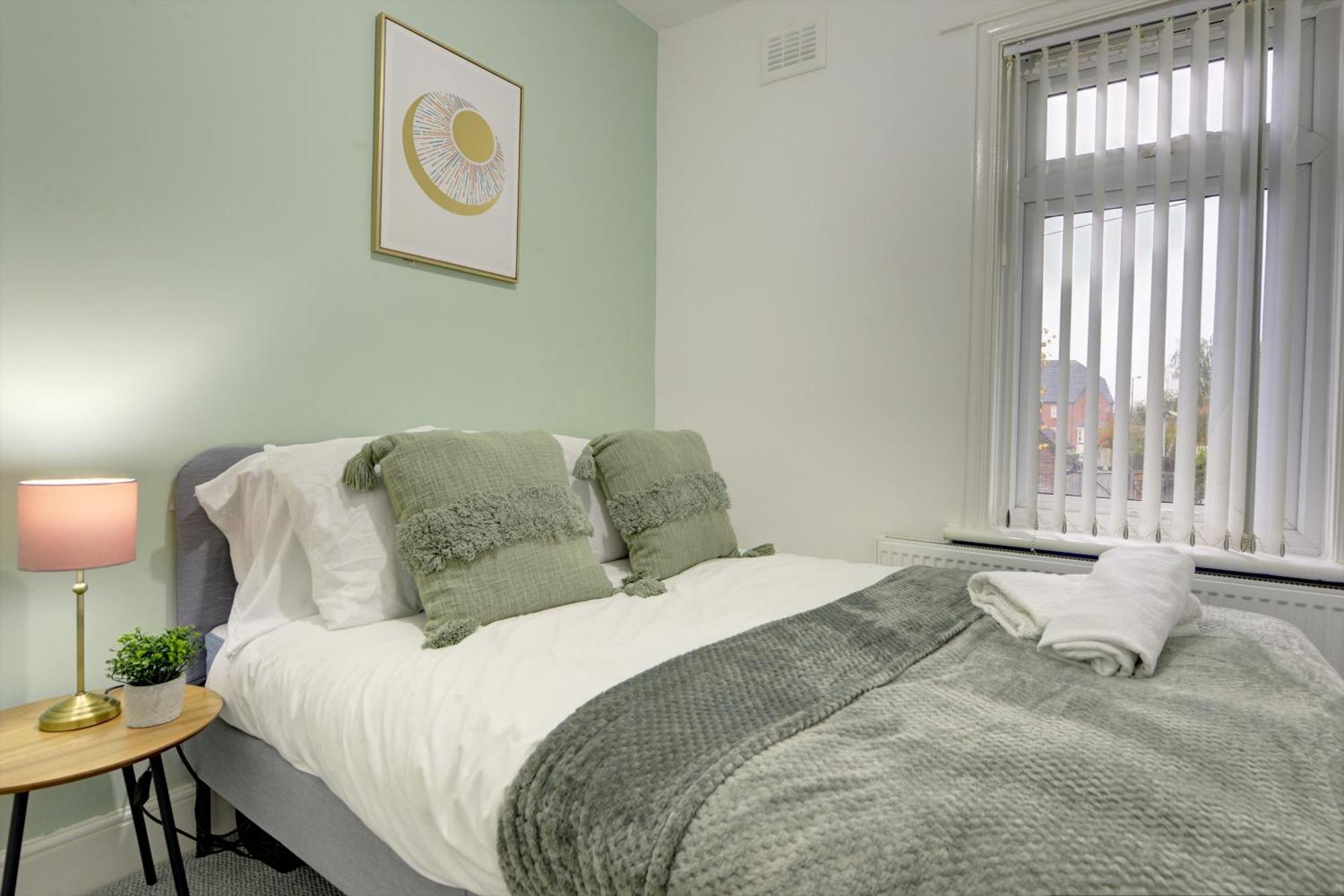 Stunning And Lovely 3 Bed House - Catch 22 Coventry Esterno foto