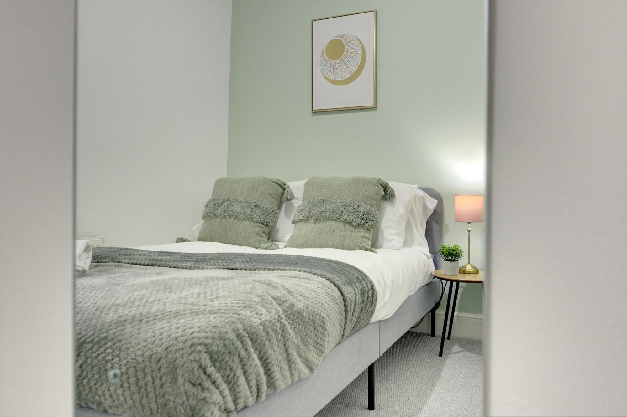 Stunning And Lovely 3 Bed House - Catch 22 Coventry Esterno foto