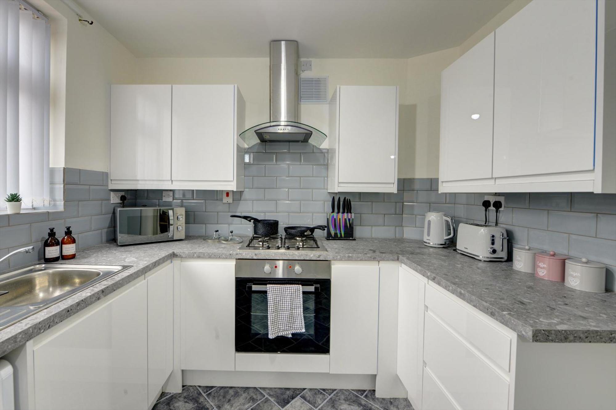 Stunning And Lovely 3 Bed House - Catch 22 Coventry Esterno foto