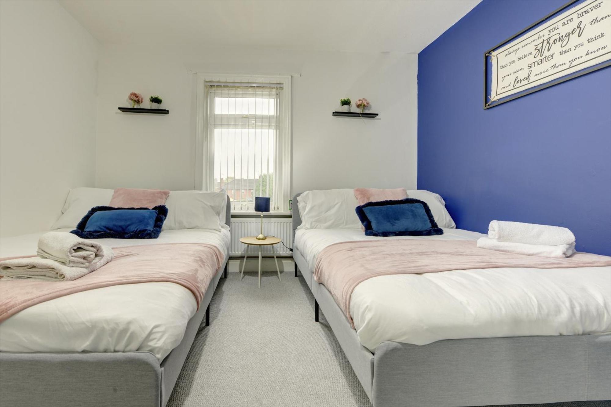 Stunning And Lovely 3 Bed House - Catch 22 Coventry Esterno foto